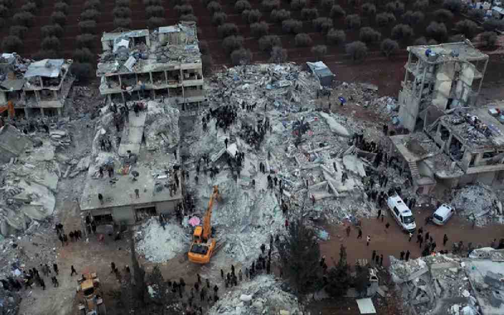 قتلى الزلزال الذي ضرب تركيا وسوريا