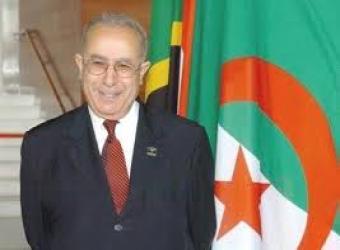دبلوماسي جزائري
