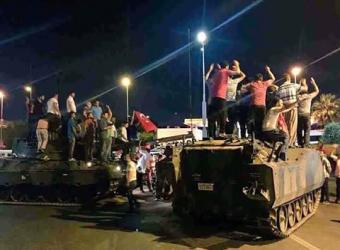 الانقلاب العسكري تركيا