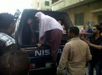 اعتقال النساء بمصر