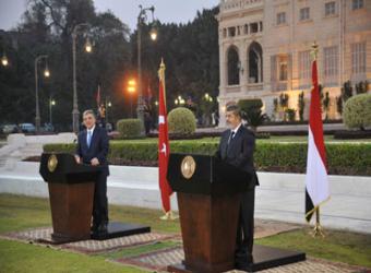 الرئيسان مرسي وجول