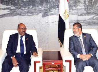 مرسي يتوجه إلى السودان