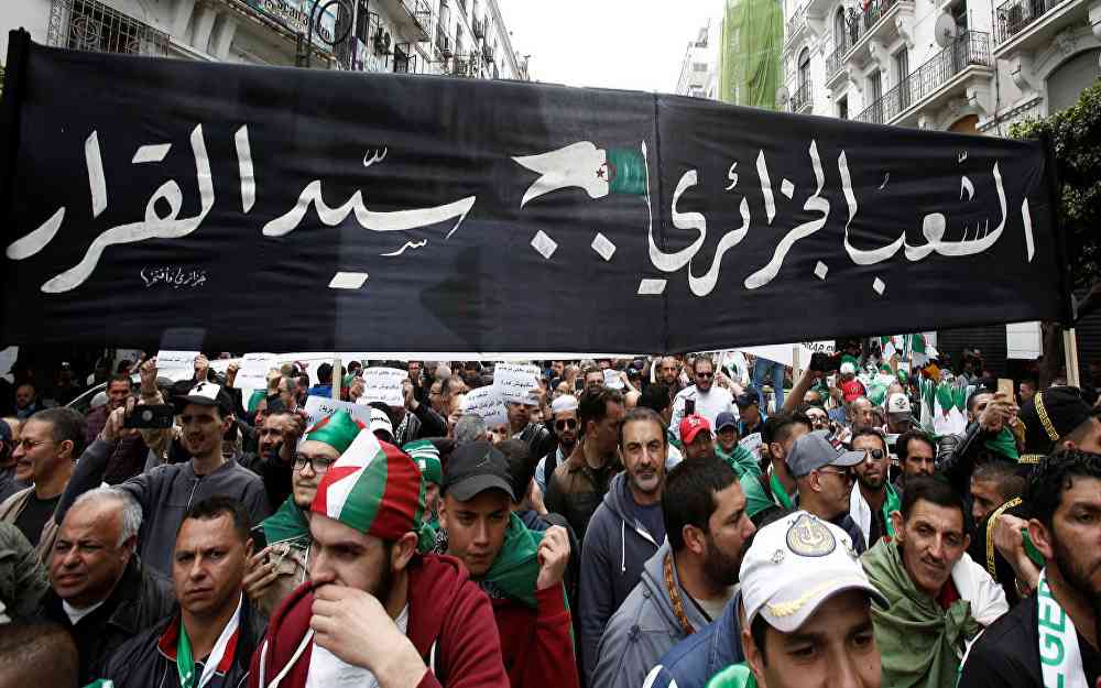 الثوار الجزائريون
