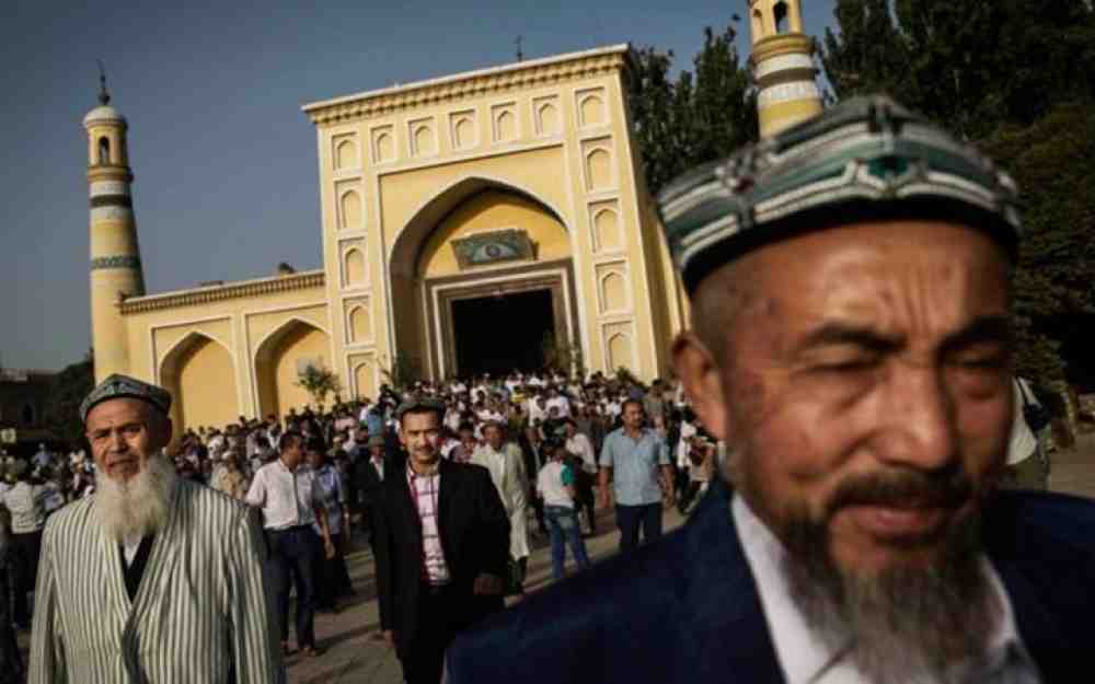 معاملة الصين للأويغور