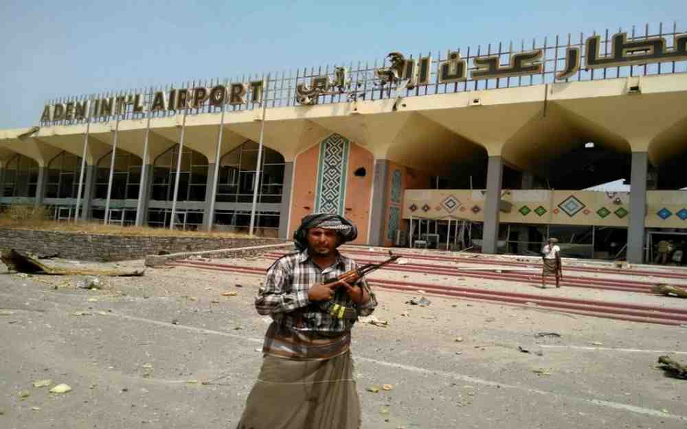 الاشتباكات من مطار عدن