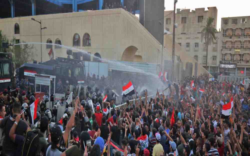 المتظاهرين العراقيين