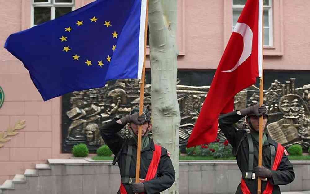 دخول الأتراك لأوروبا