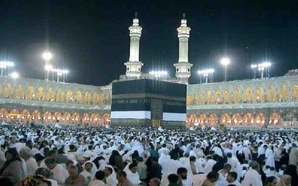 تأدية طواف الوداع