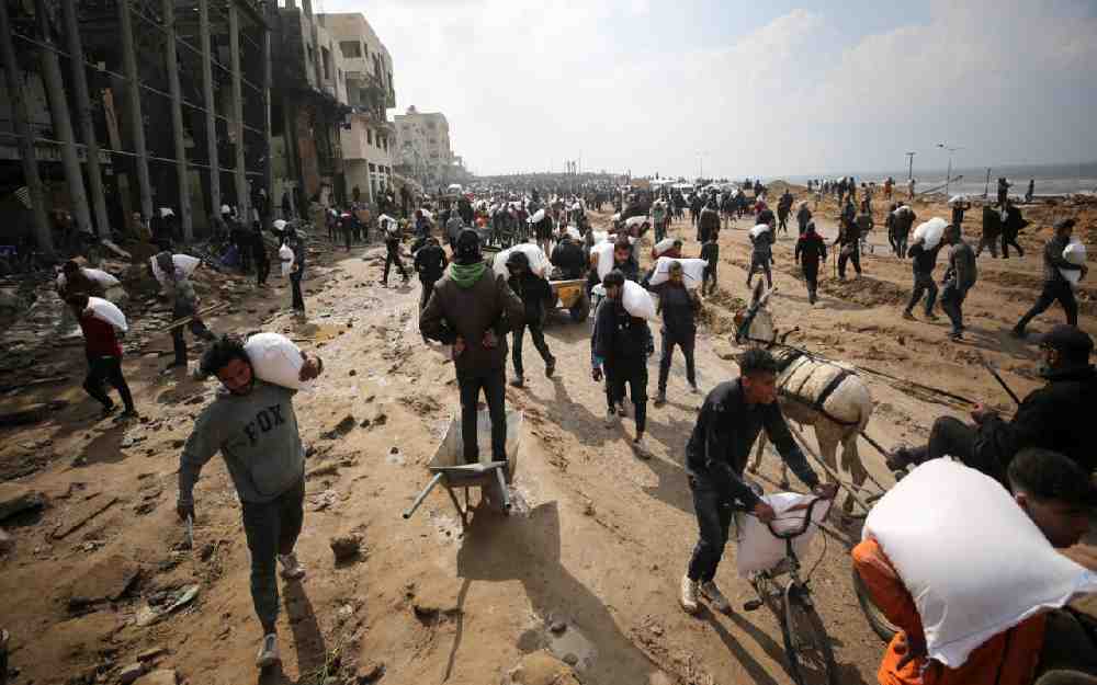إطلاق النار على طالبي المساعدات بغزة