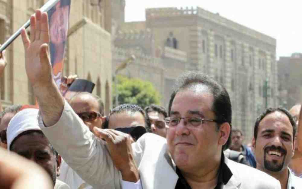حزب غد الثورة يعلن تجميد نشاطه داخل مصر