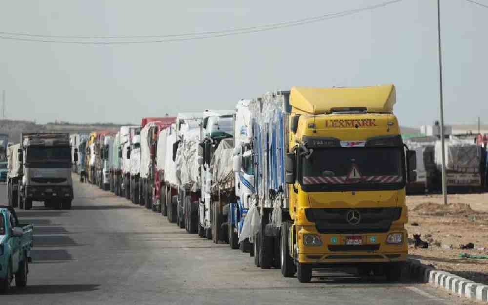 أكثر من 2400 شاحنة دخلت قطاع غزة