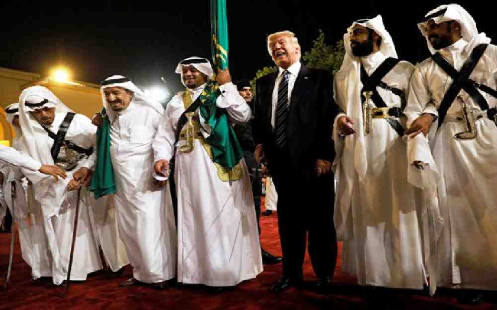 ترامب مع ولي عهد السعودية الأمير محمد بن سلمان