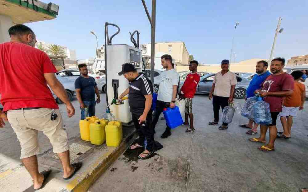 المواطنون في العاصمة الليبية طرابلس