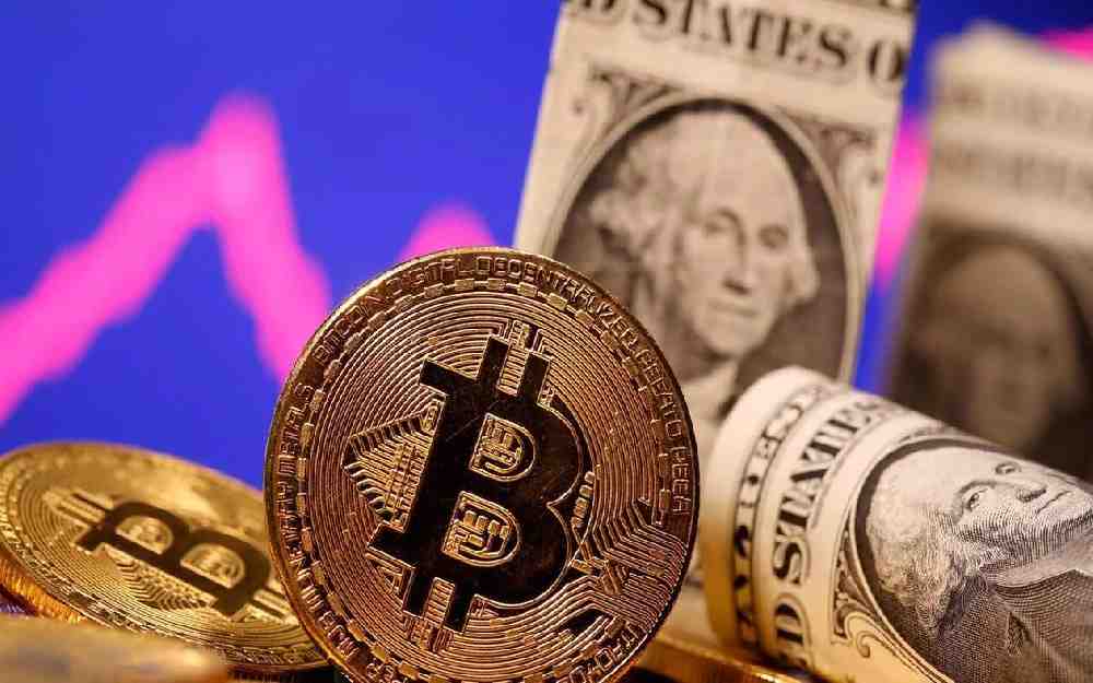 بيتكوين تحقق أعلى مستوياتها