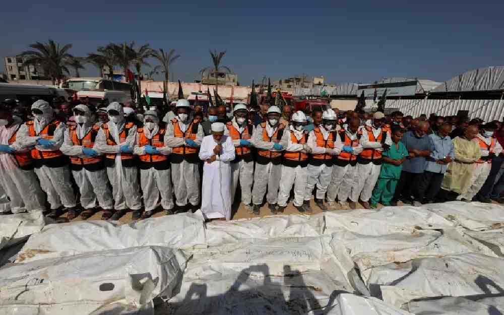 دفن جثامين عشرات الأسرى الفلسطينيين