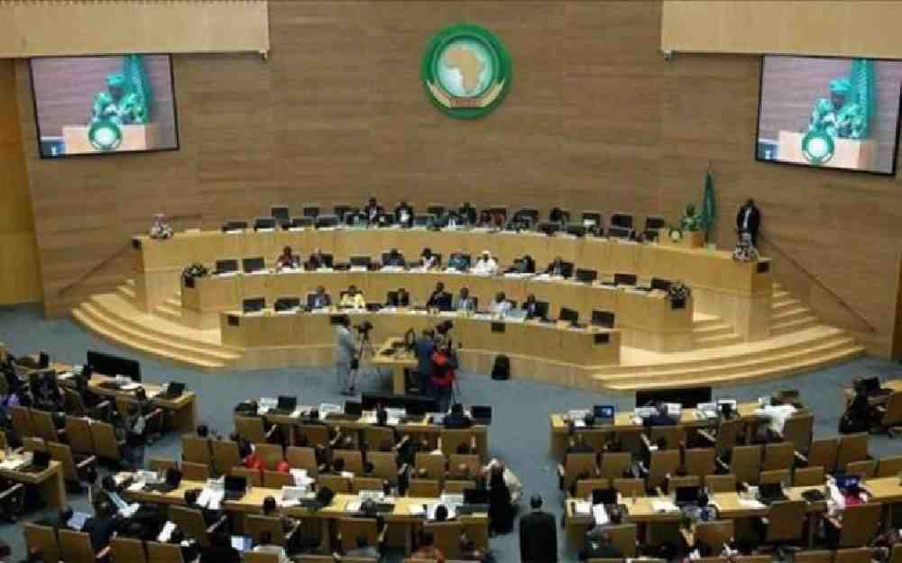 الاتحاد الأفريقي يعلق عضوية السودان