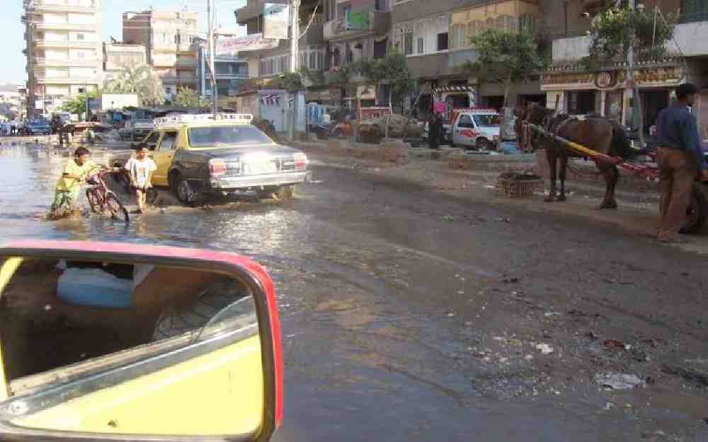 أمطار غزيرة في أسوان