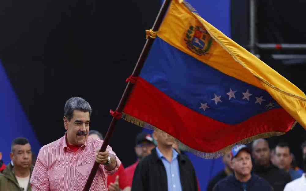 حرب لإسقاط نظام مادورو