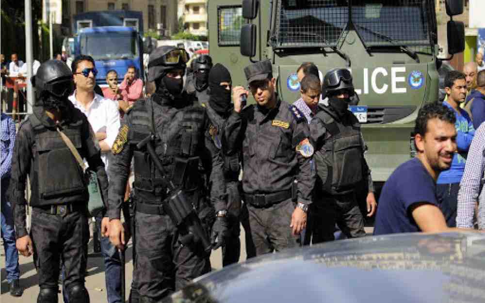 اعتقال السلطات المصرية