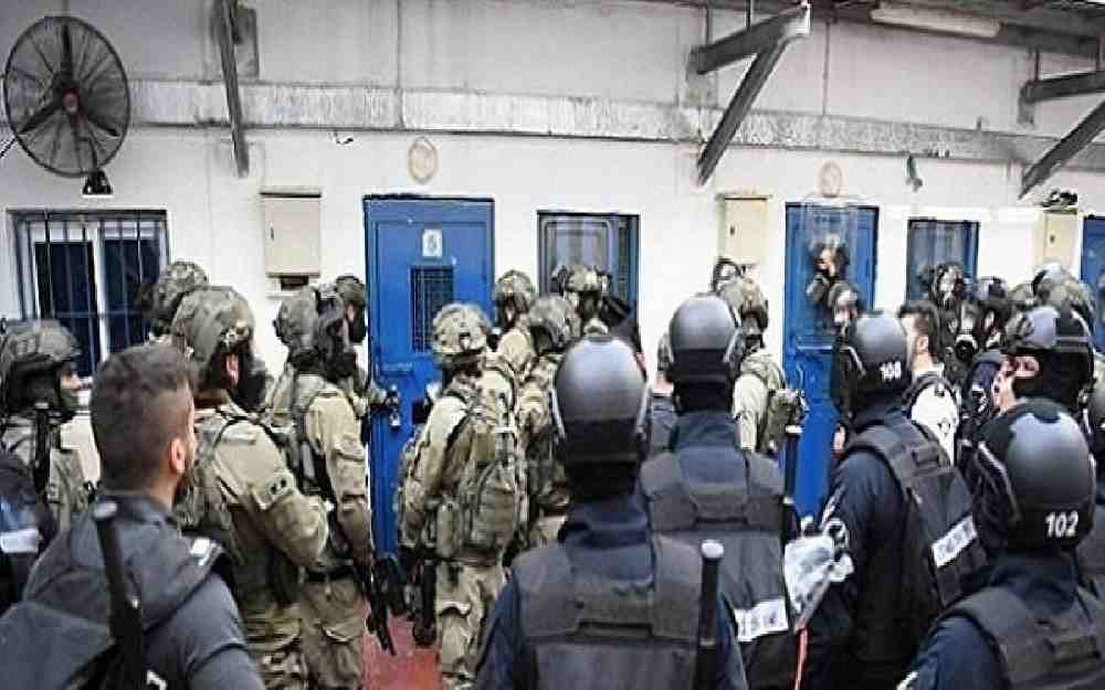 الأسرى والمعتقلين الفلسطينيين