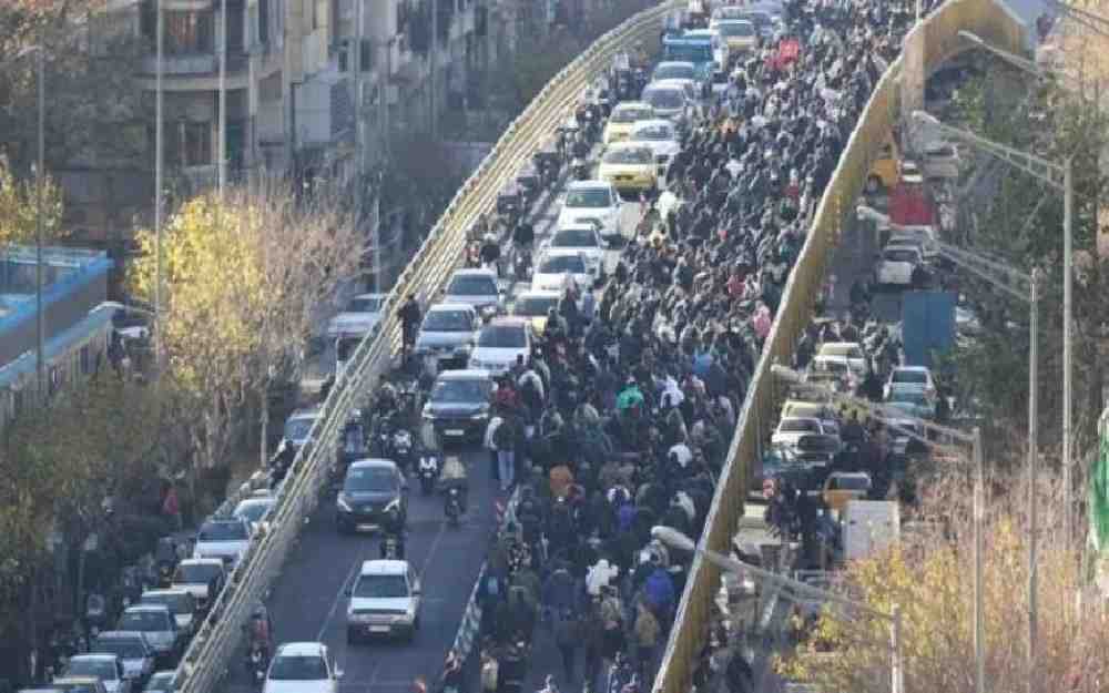 مغادرة طهران